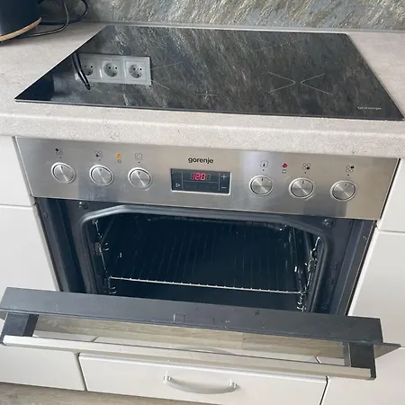 Am Jenneberg Mit Koelnbonn- Ausblick * Bornheim (Rheinland)