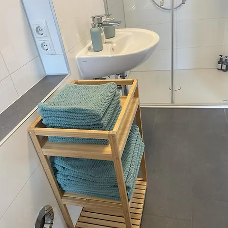 Am Jenneberg Mit Koelnbonn- Ausblick *