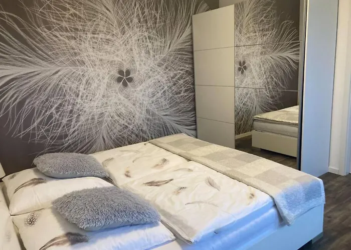 Am Jenneberg Mit Koelnbonn- Ausblick