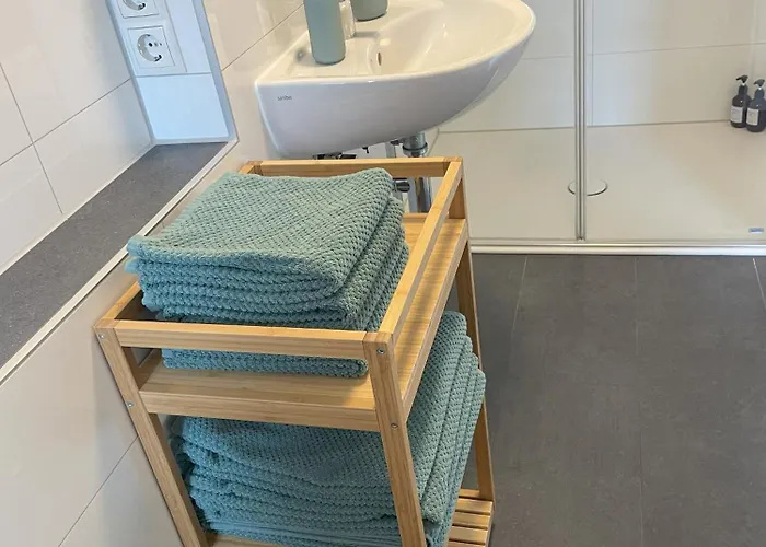 Am Jenneberg Mit Koelnbonn- Ausblick *